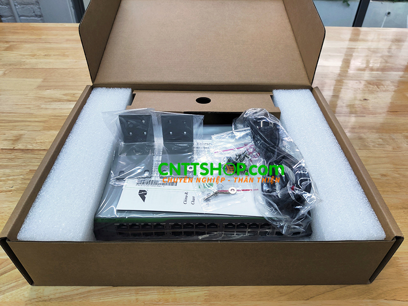 Switch Allied Telesis AT-FS750/28 24-port 10/100TX + 2 10/100/1000T + 2 SFP/1000T Combo Ports