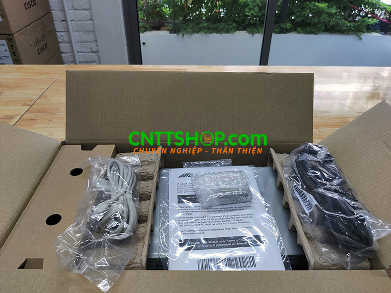 Switch Allied Telesis AT-GS970M/10 L3 switch with 8 x 10/100/1000T, 2x 100/1000X SFP ports