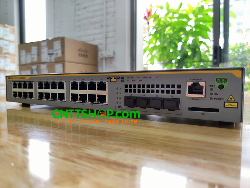 Switch Allied Telesis AT-x230-28GT 24-port 10/100/1000Base-T Layer 3
