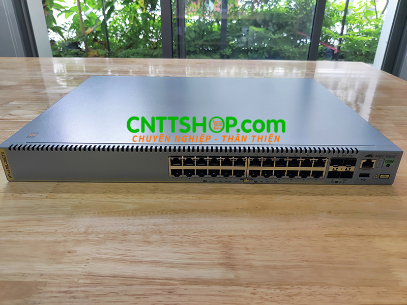 Switch Allied Telesis AT-x530L-28GTX 24 Ports 1GE Layer 3