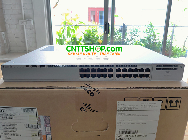 Switch Cisco Catalyst C9200-24P-A 24 Port 1GE PoE+ Network Advantage layer 3