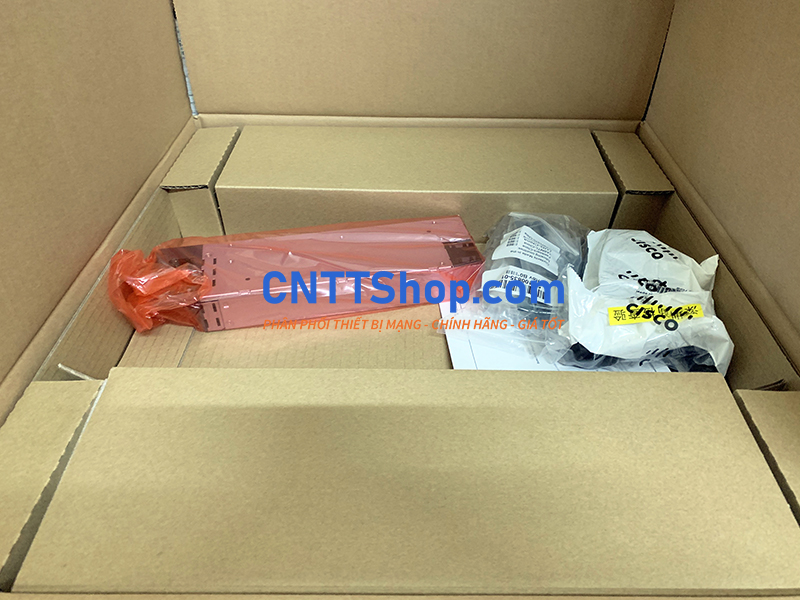 Switch Cisco™ C9300L-24T-4X-E 24x 1G RJ-45, 4x SFP+, Network Essentials